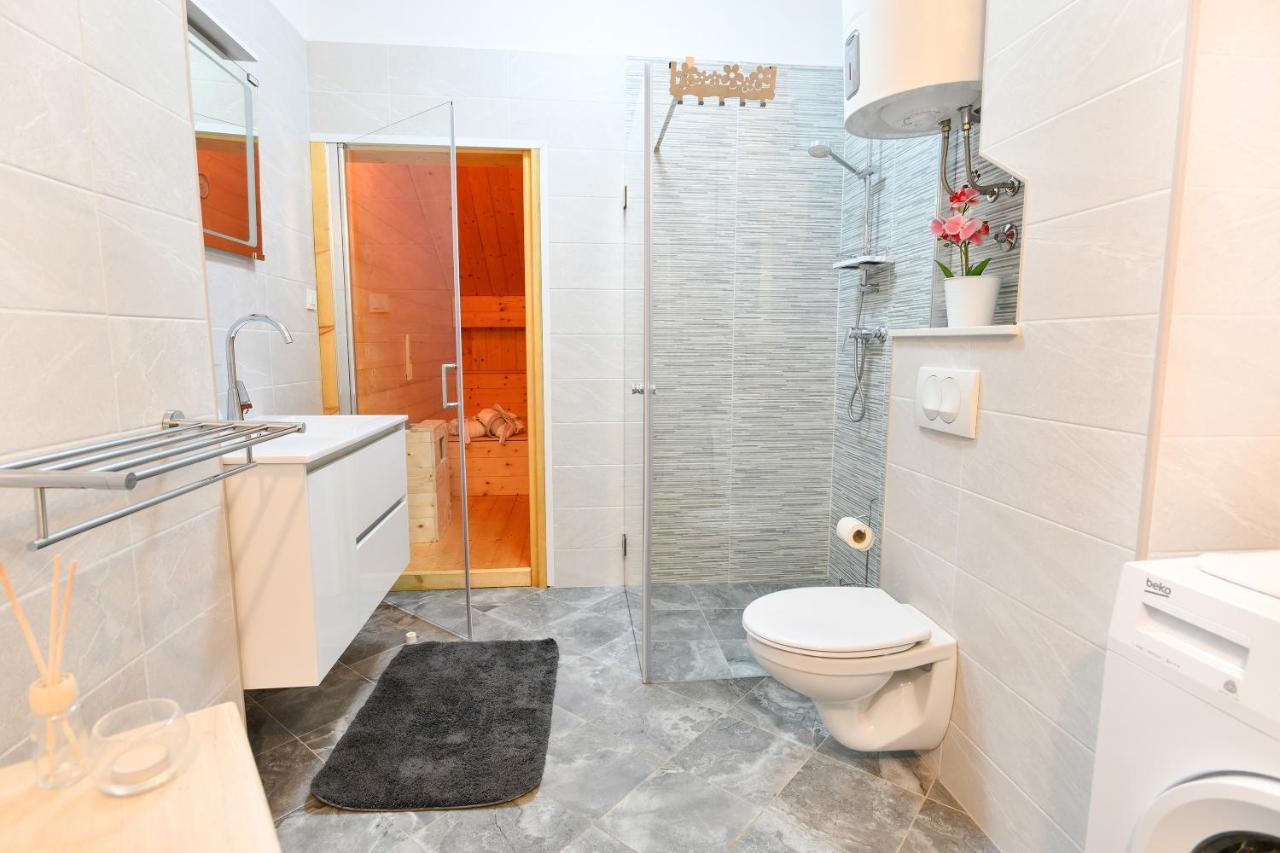 Apartment Rosenberger, Opatija Center With Parking Exterior photo